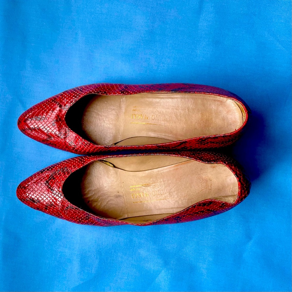 Vintage Bruno Magli red snakeskin heels